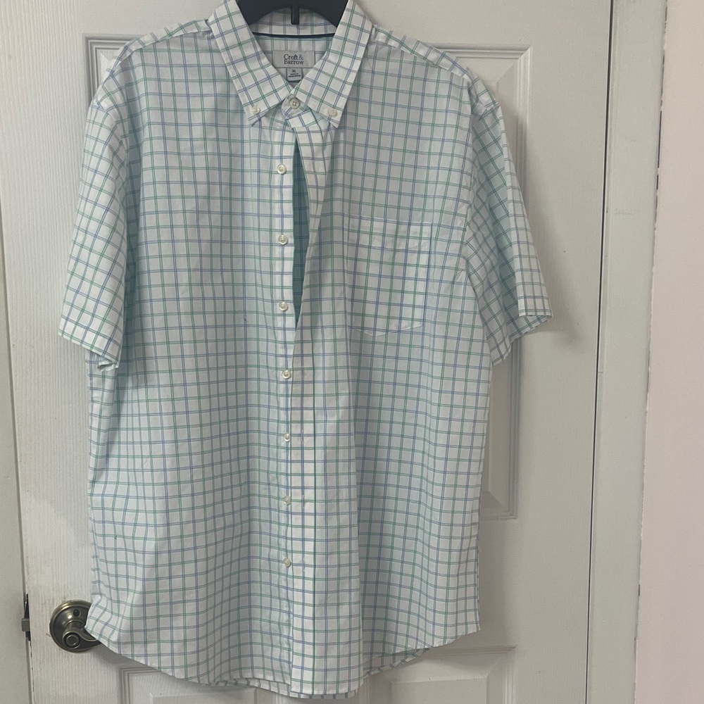 Croft & Barrow White and Blue Plaid Short Sleeve Shirt